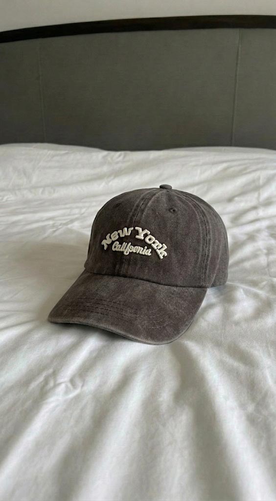 NEW YORK BROWNISH CAP