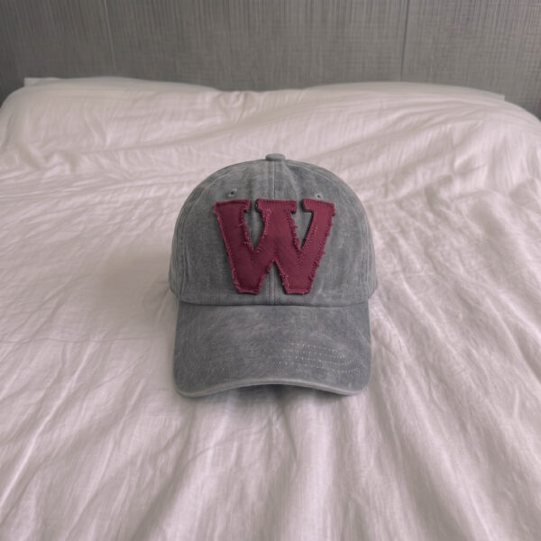 W cap